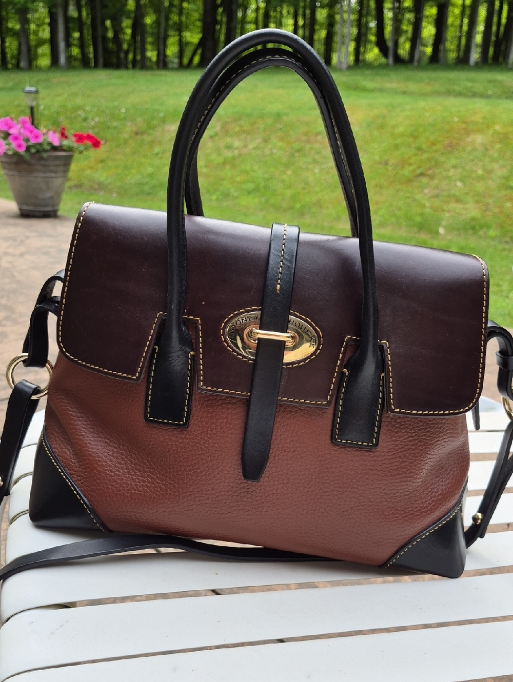 Dooney & Bourke...Large Verona Elisa